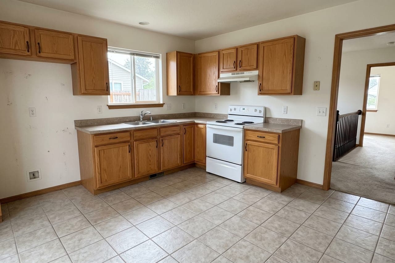 Kitchen, vacant